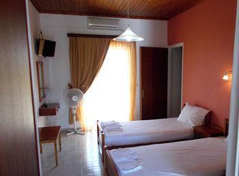 Digenis Rooms Лигия Экстерьер фото